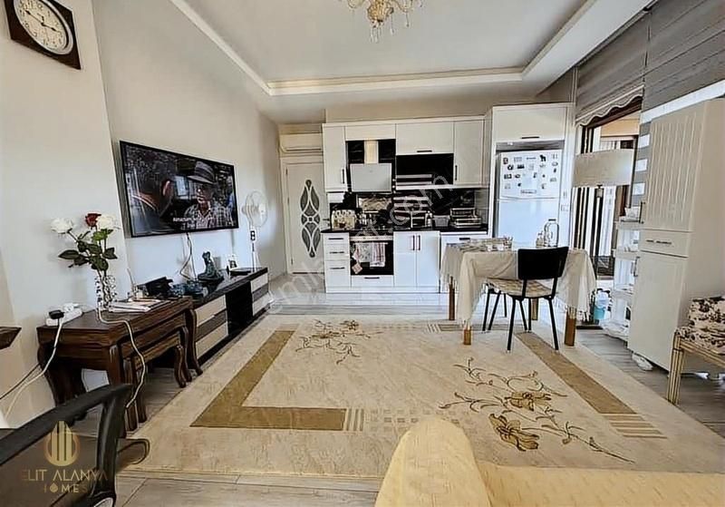 Oba Karakocalı Da Satılık 2+1 Havuzlu Daire
