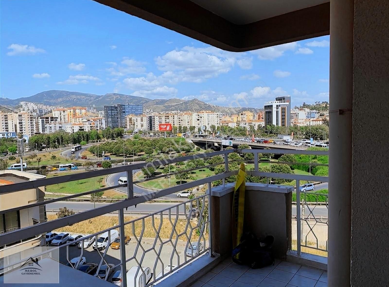 Karşıyaka Dedebaşı'nda Muhteşem Manzaralı 3+1 Satılık Daire - Görsel 12