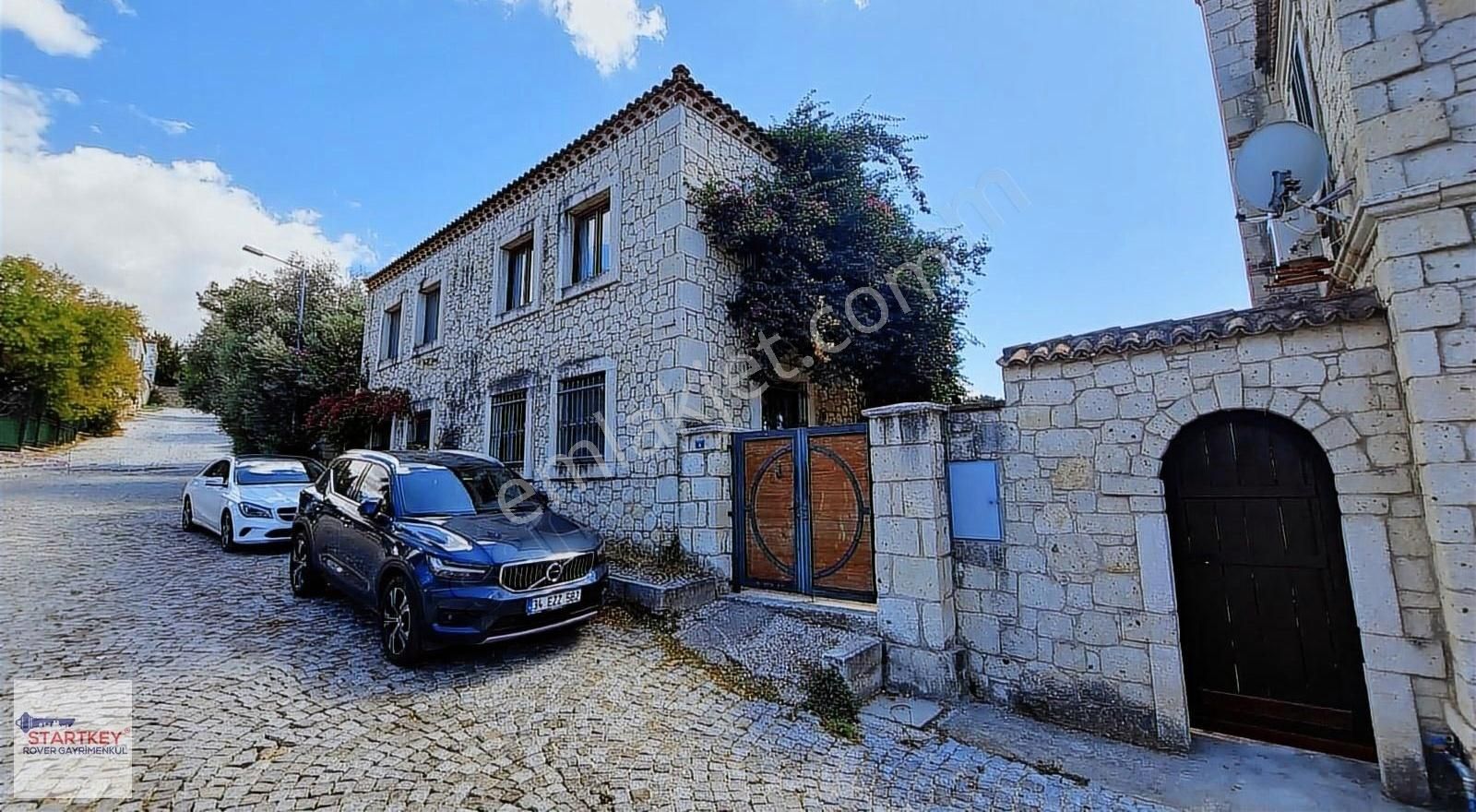 Çeşme Alaçatı Kiralık Villa Çeşme Alaçatı Merkezde Yıllık Kiralık Müstakil Villa