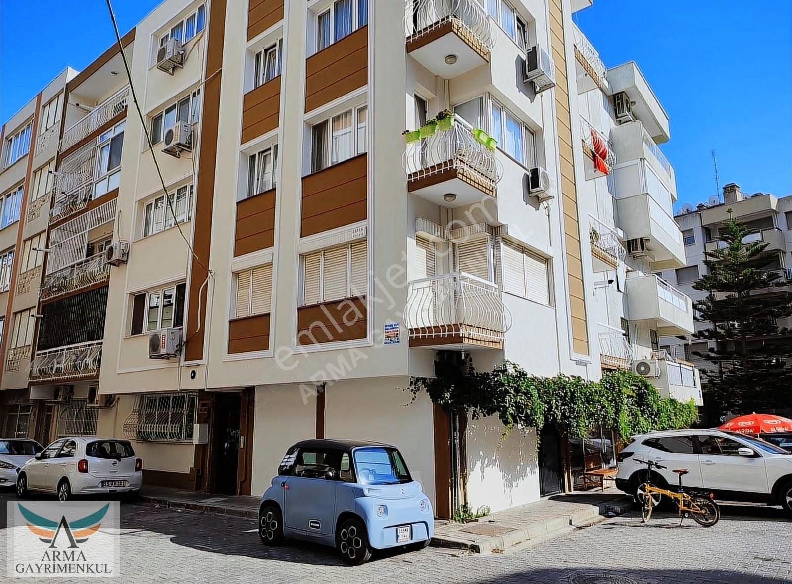 Karşıyaka Bostanlı Kiralık Dükkan & Mağaza Bostanlı, Metin Aşıkoğlu Ortaokulu Yanında Kiralık 30 M² Dükkan