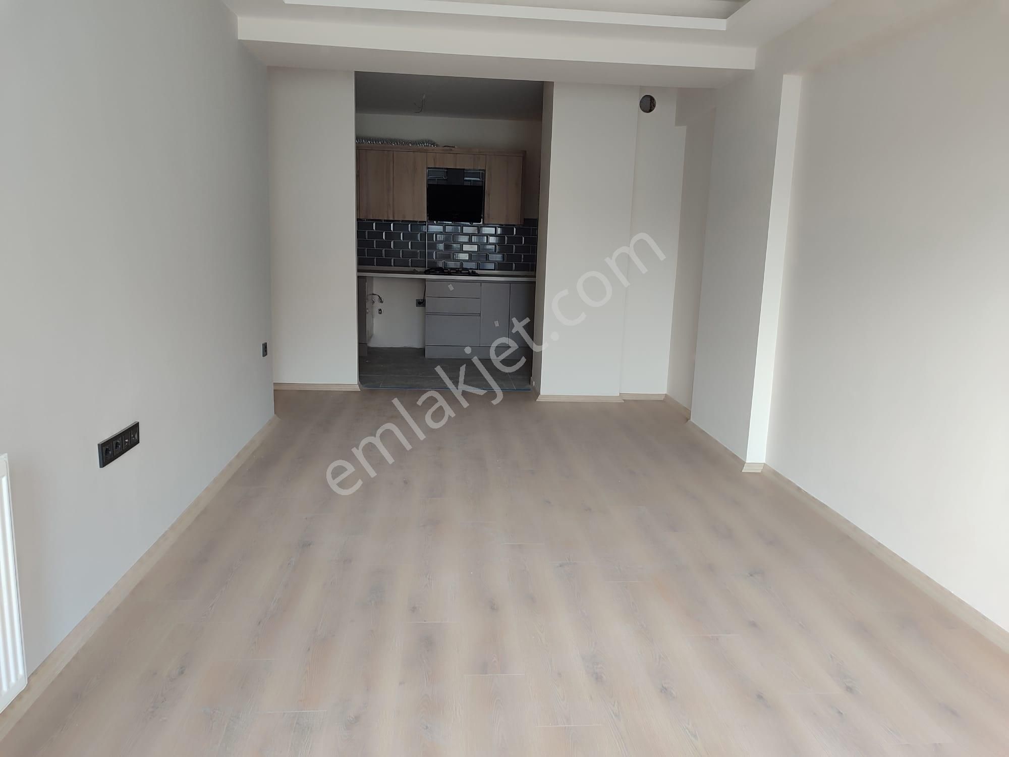 Karşıyaka İmbatlı Kiralık Daire Başkut Emlak' Tan İmbatlı Mah. 2+1 Kiralık Daire