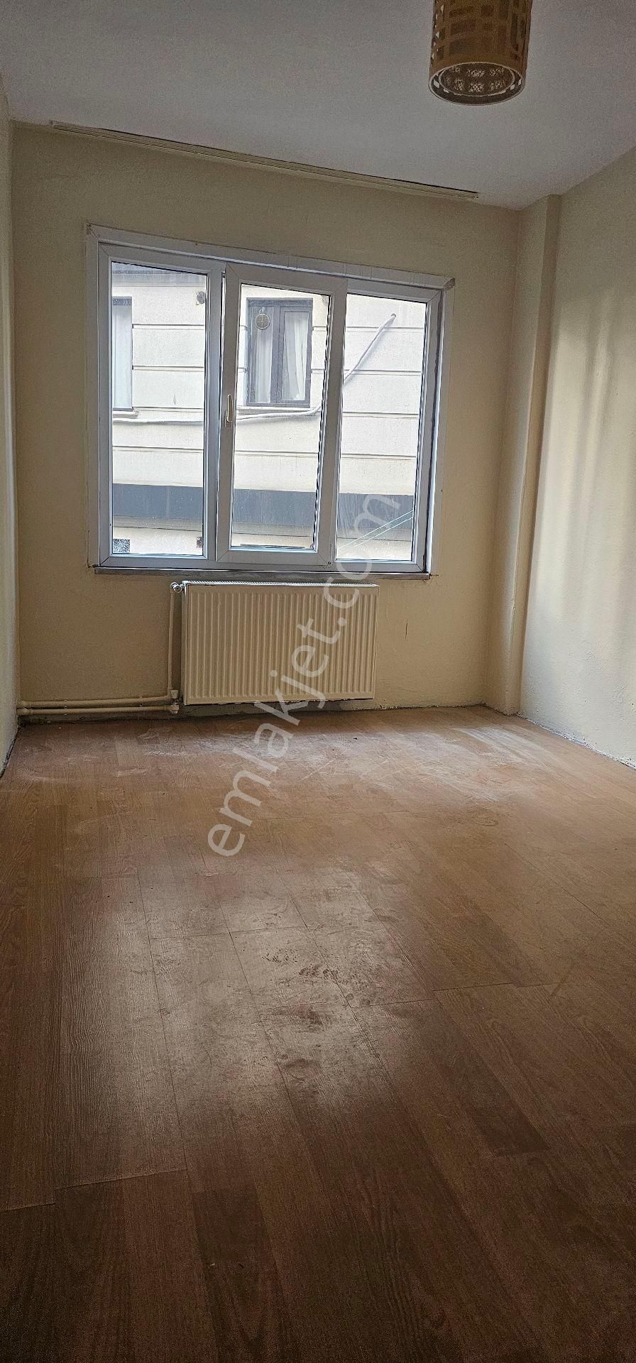 Şişli Mahmut Şevket Paşa Kiralık Daire 15.000tl 70m2 2+1 Yüksek Giriş