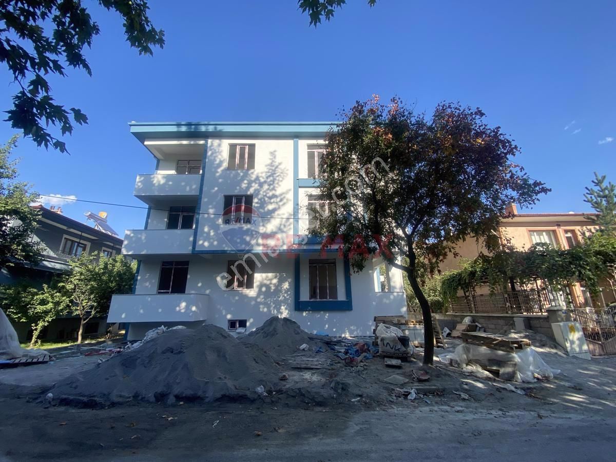 Erzincan Merkez Bahçelievler Satılık Daire Remax Dem'den Bahçelievler'de Satılık 2+1 Daire