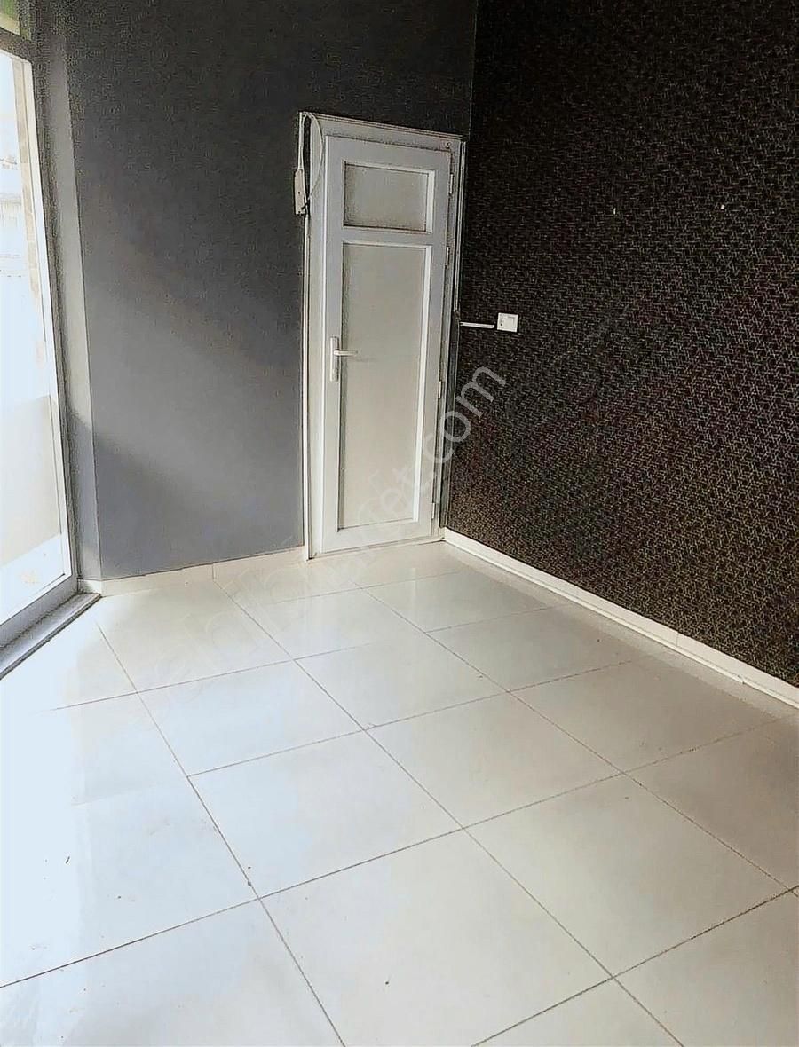 Akhisar Reşat Bey Kiralık Dükkan & Mağaza Reşat Bey Mahallesinde Kiralık Dükkan