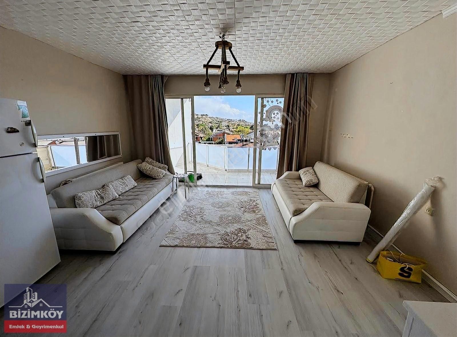 Silivri Cumhuriyet Satılık Daire Silivri Parkköy Yalıköy Sitesi Deniz Manzaralı Satılık 2+1 Daire