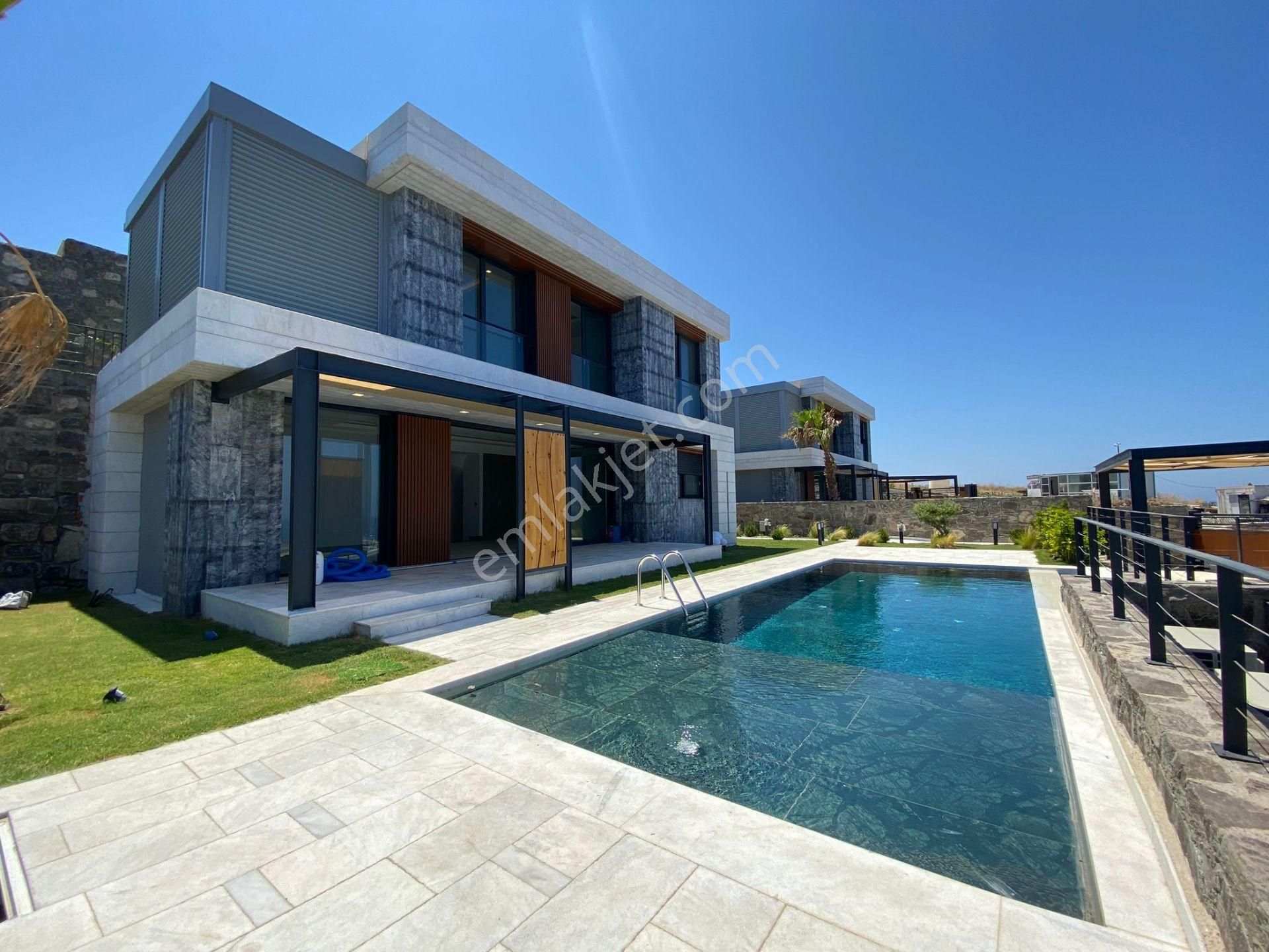 Bodrum Gündoğan Satılık Villa Gündoğan Kızılburun'da Satılık Deniz Manzaralı 6+1 Villa