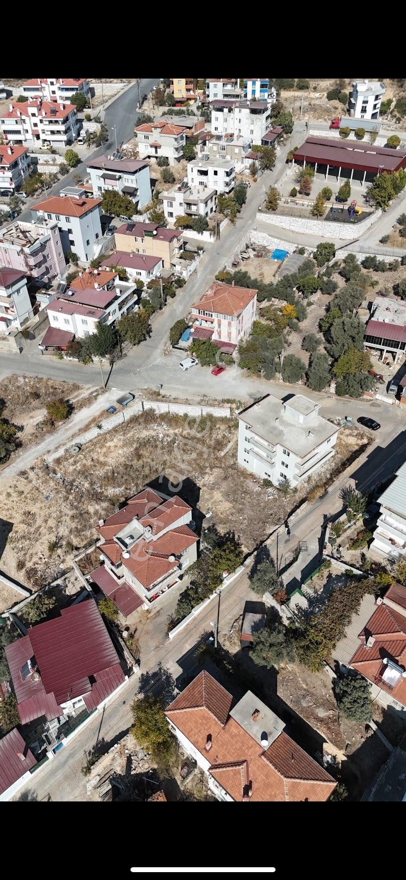 Yatağan Cumhuriyet Satılık Tarla Muğla Yatağan Cumhuriyet Mah. Satılık 300 M2 Arsa