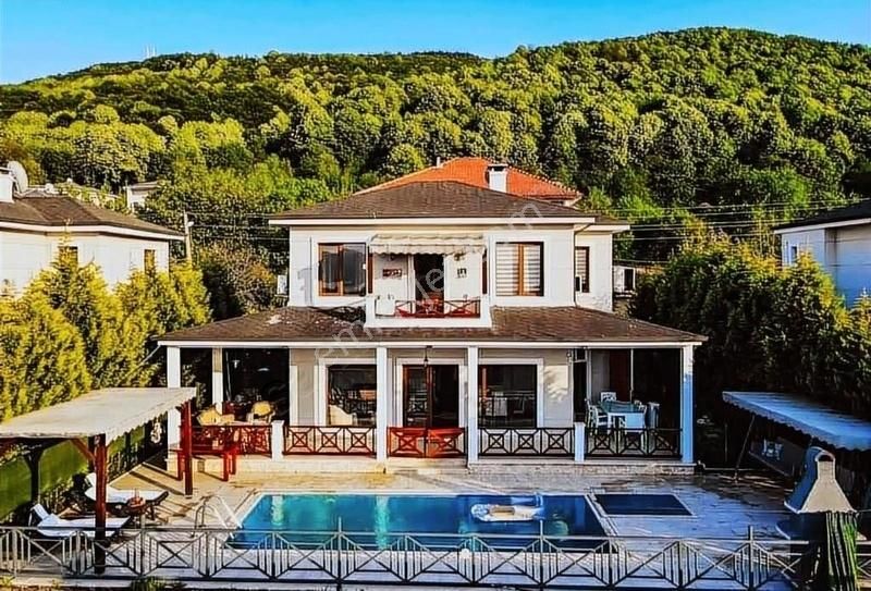 Sapanca Kırkpınar Tepebaşı Satılık Villa Serbesler Emlak