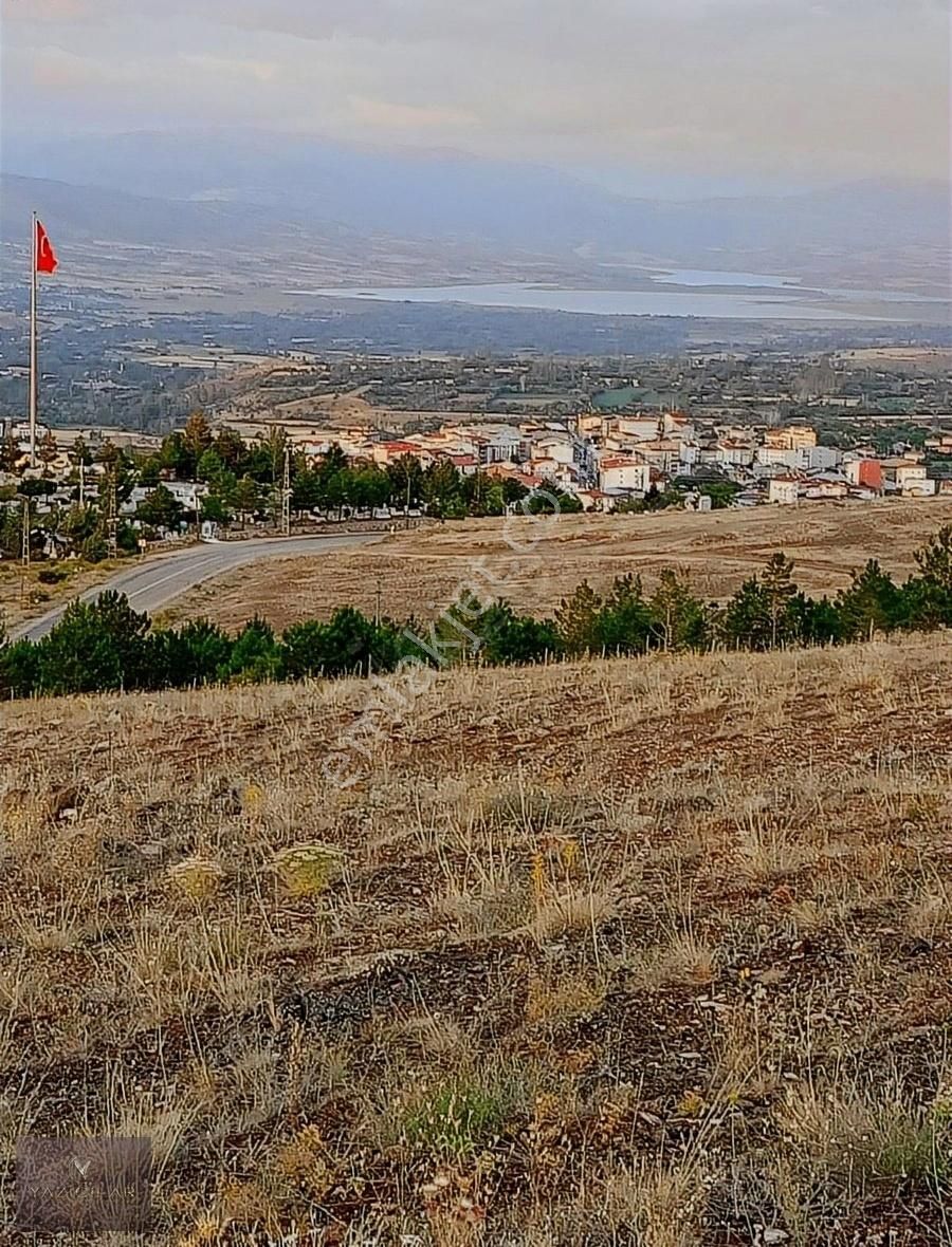 Suşehri Taşköprü Satılık Konut İmarlı Yanlızbağlar Mah.sis Çataloluk Yol Üzeri :ova Ve Baraj Manzaralı