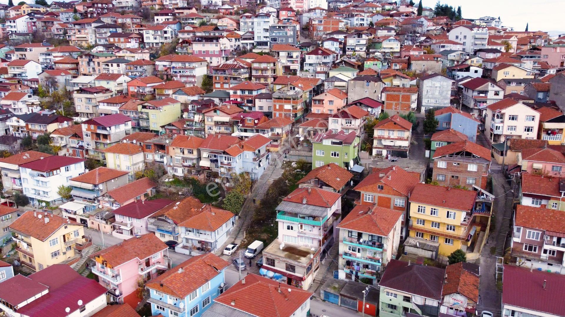 İzmit Bekirdere Satılık Konut İmarlı İzmit Bekirdere'de Deniz Manzara 421 M2 Kat Karşılığı Arsa