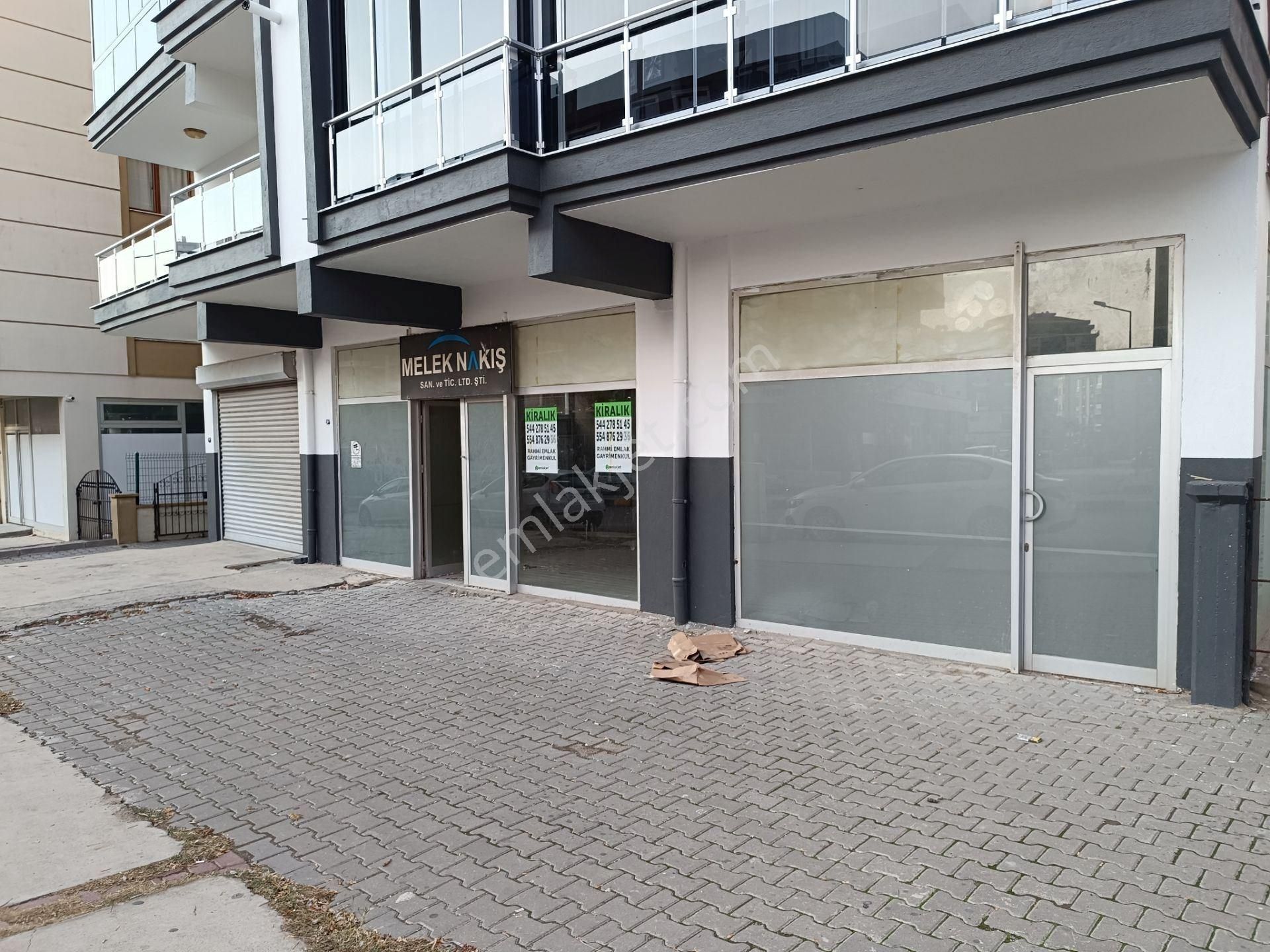 Menemen Esatpaşa Kiralık Dükkan & Mağaza Uğur Mumcu Mahallesinde Kiralık 400m2 Mağaza