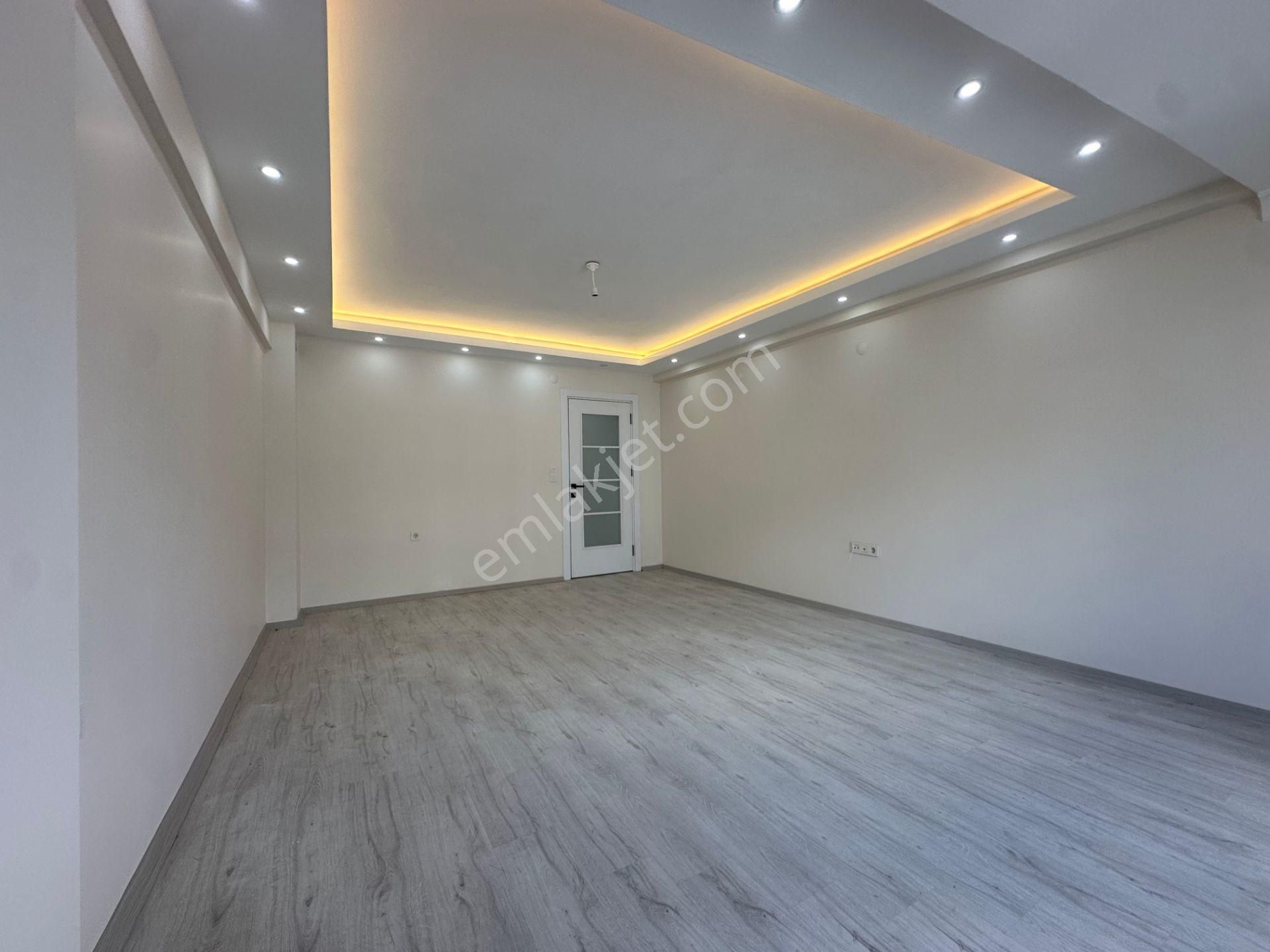 Bahçelievler Siyavuşpaşa Kiralık Daire İstanbul House'dan Bahçelievler'de 110m2 Sıfır 2+1 Asansörlü Ara Kat