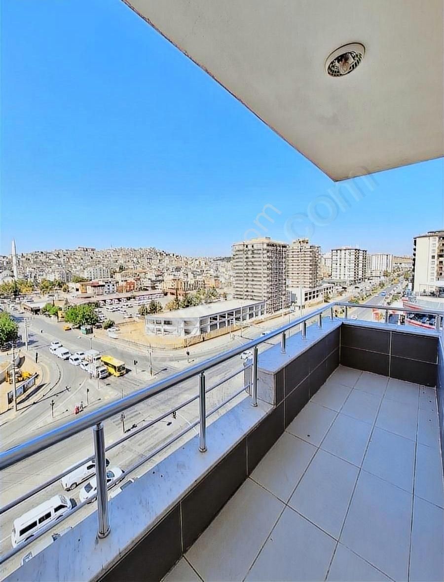 Şehitkamil Şirinevler Kiralık Daire Eskı Sultana Hastanesı Yanında Kiralik 3+1 Daire