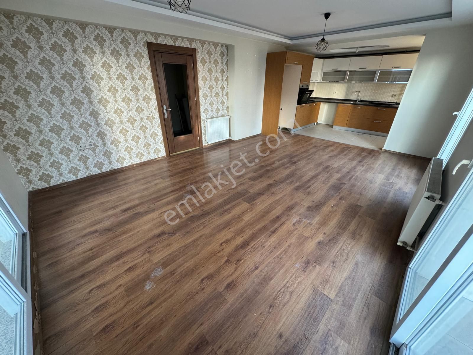 Seyhan Pınar Satılık Daire Seyhan / Pınar Mahallesi / Site İçerisinde Geniş Oturumlu 230m2 Satılık Daire