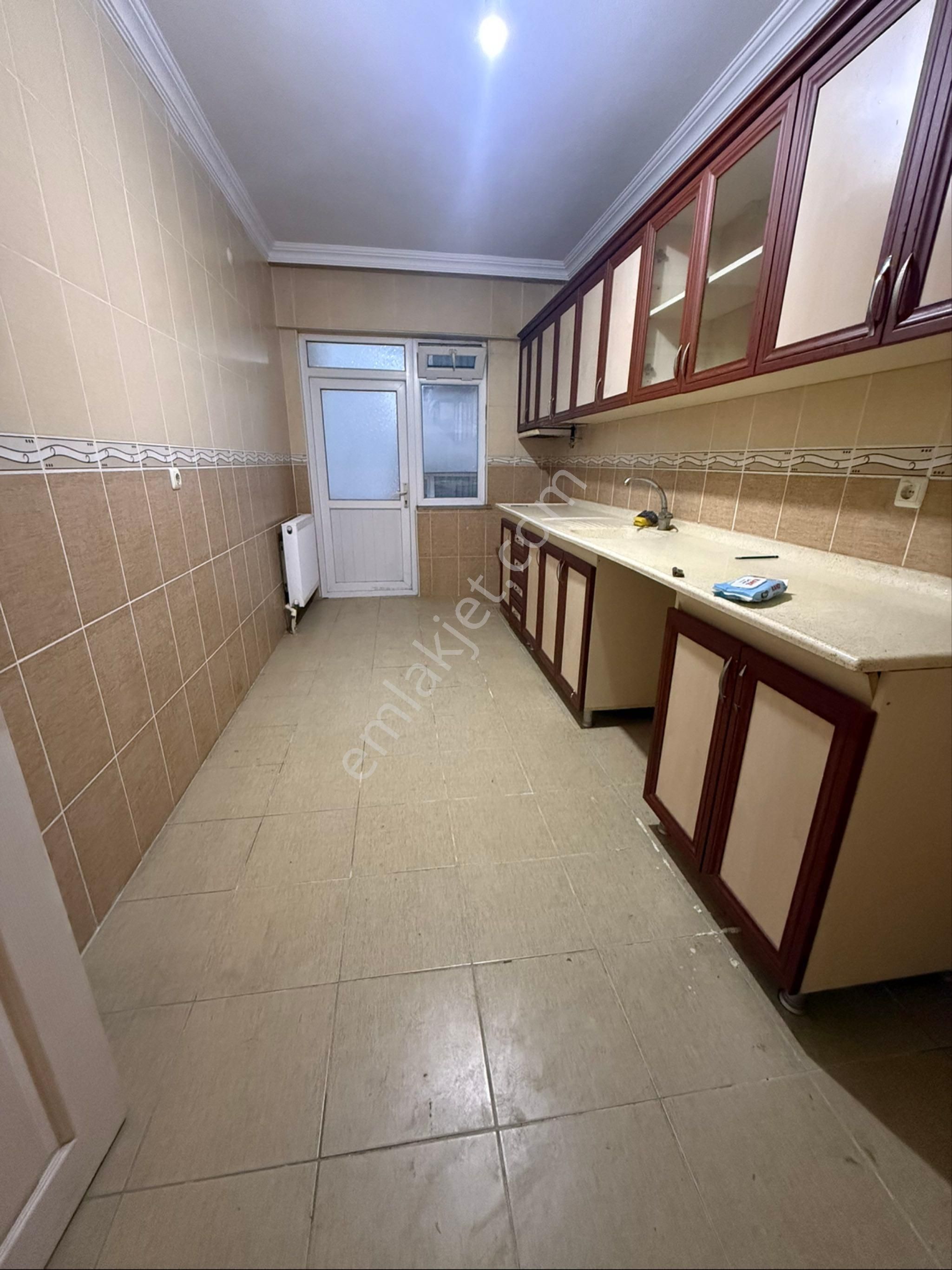 Kapaklı İnönü Satılık Daire Kapaklı Merkezde Satılık 2+1 Arakat İskanlı Daire