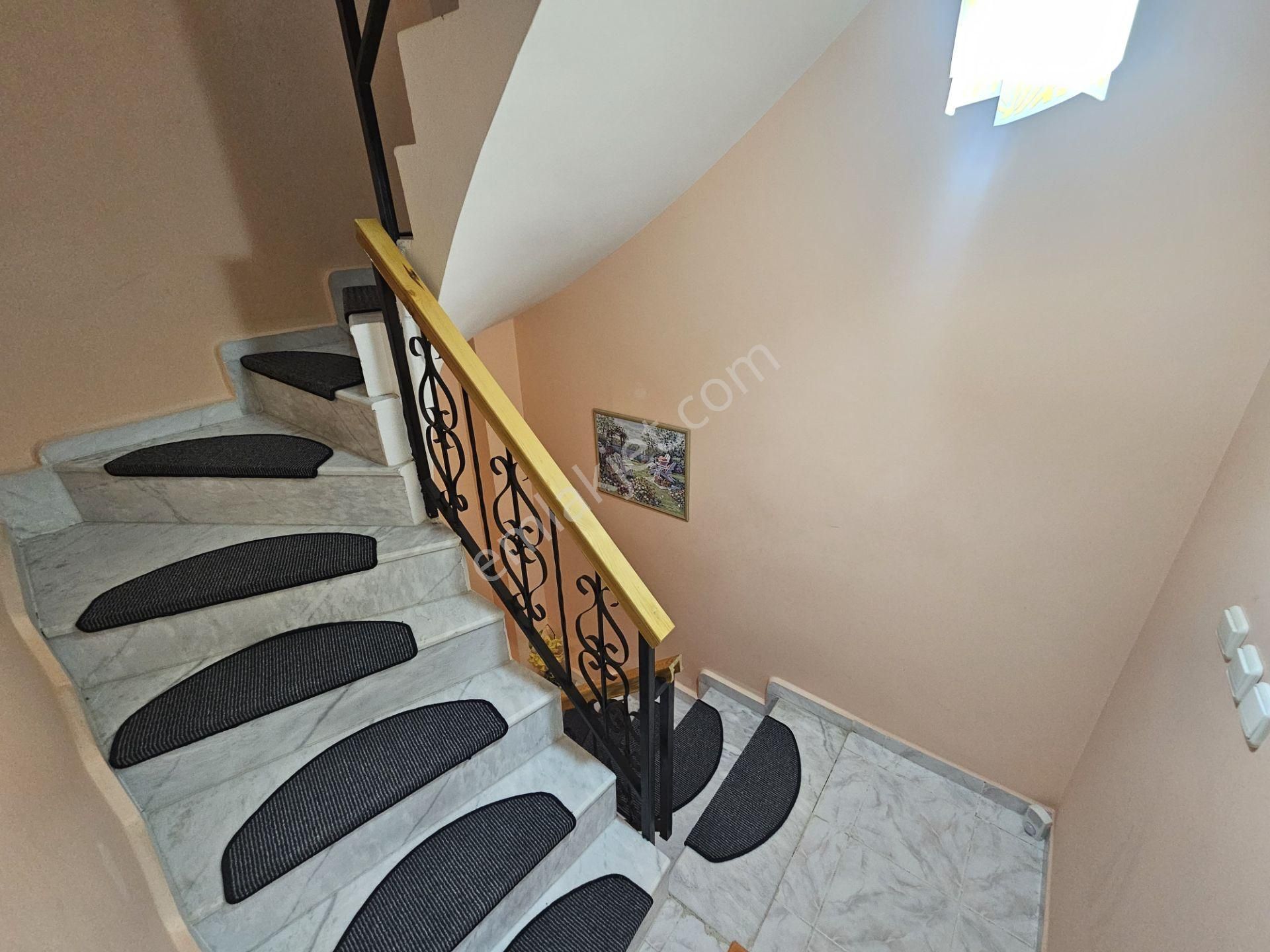 Eu Gayrimenkulden Balıkesir Edremit Gürede Isı Pompalı Klimalı 4+1 Denize Yakın Villa - Görsel 14