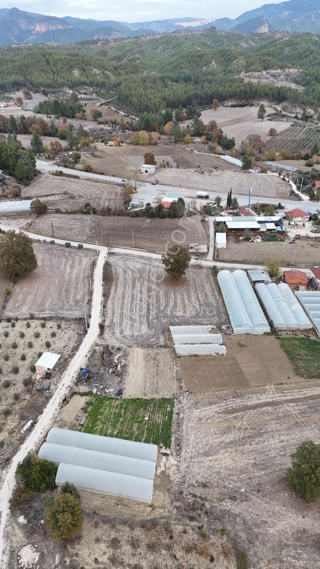 Bucak Çamlık Köyü (Sahil) Satılık Konut İmarlı Antalya Yoluna Çok Yakın Satılık Fırsat Arsa - Çamlık Sahil - Elektrik Su Yol Mevcut