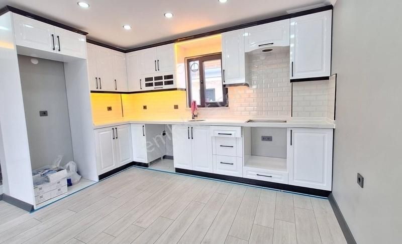 Yeniçiftlikte Denize 300 Metre Lüks Villa - Görsel 4