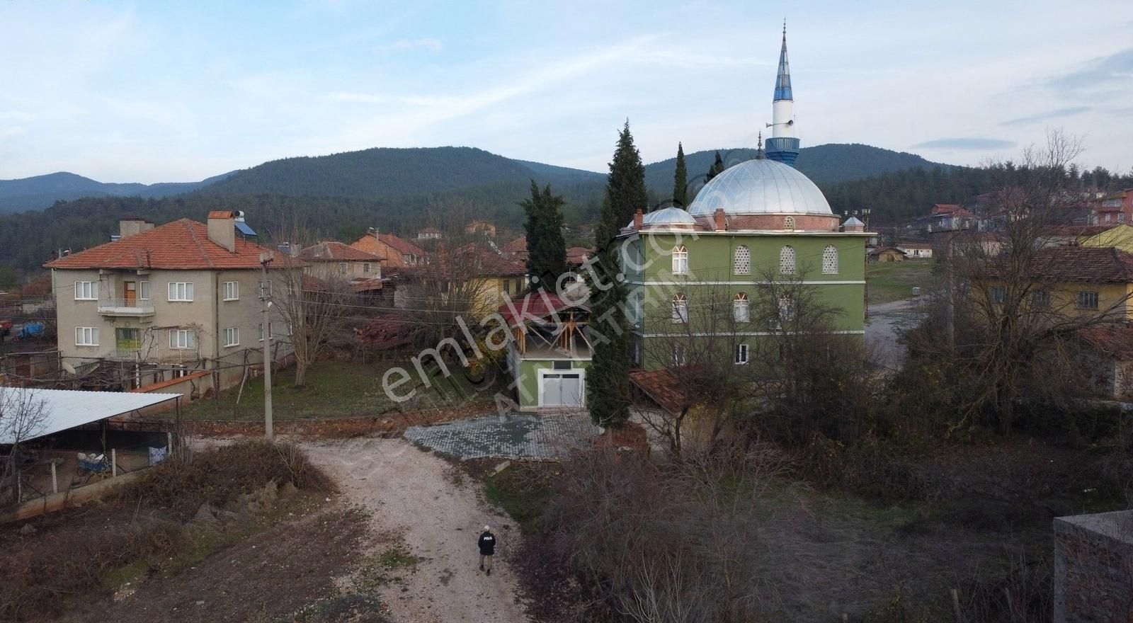 Tavşanlı Kargılı Köyü Satılık Bağ & Bahçe Ata Yatırımdan Tavşanlı Kargılıda 2 Kat Ev İmarlı Arsa