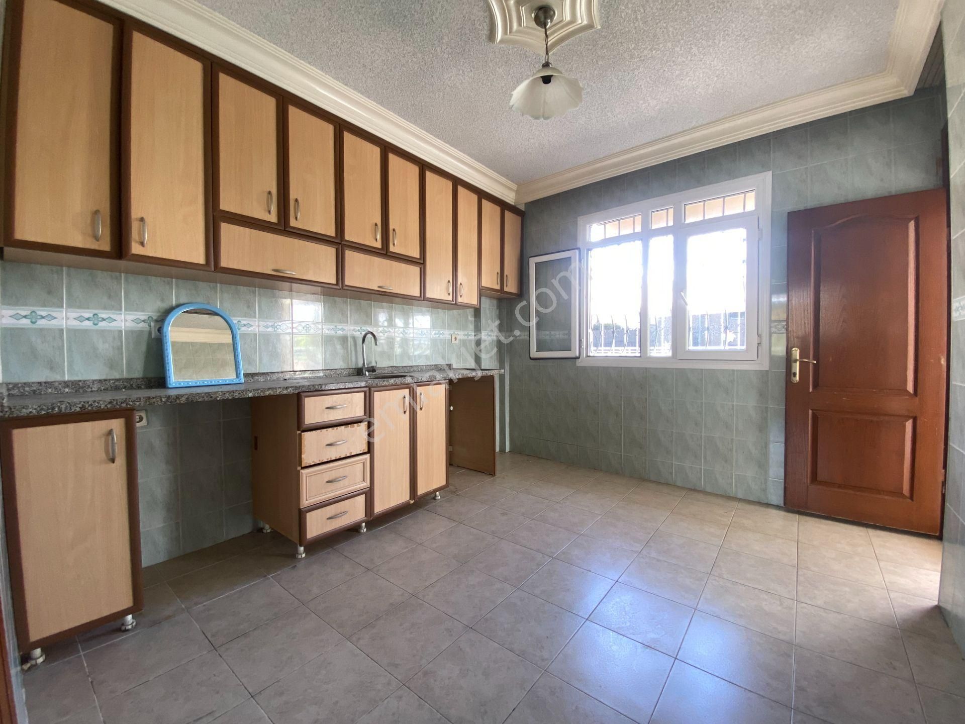 Yüreğir Seyhan Mh.150 M2 3+1 Çift Banyolu Hasarısz Kiralık Daire - Görsel 4