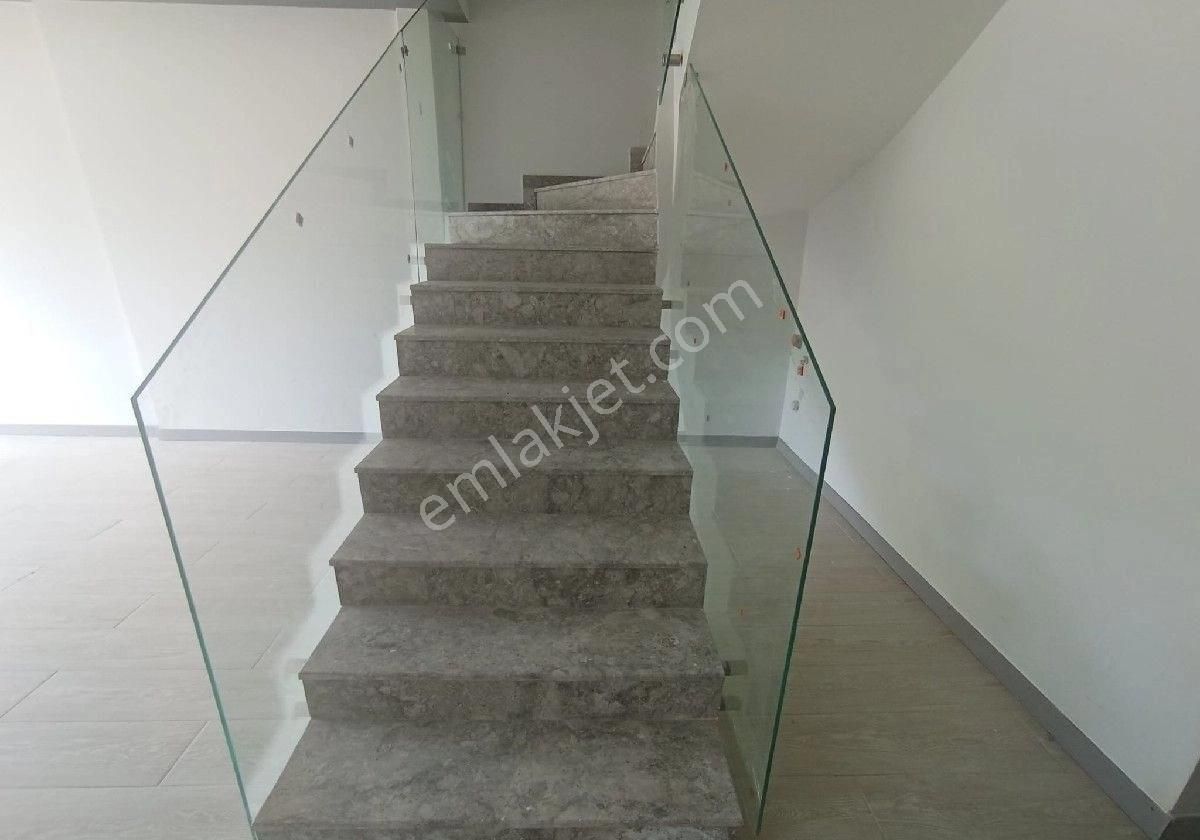 Kuşadası Ege Mahallesi Satılık 3+1 Bahçe Dubleksi Daire - Görsel 21