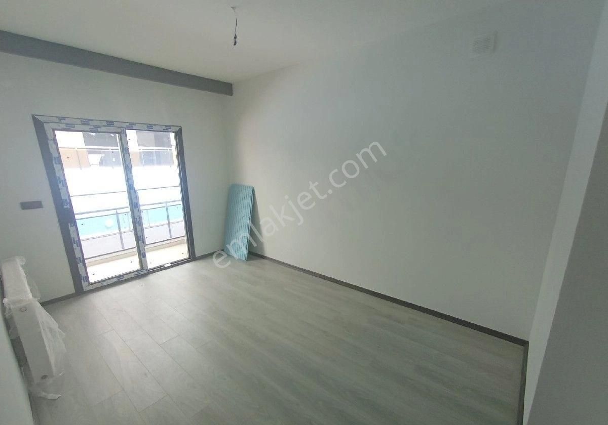 Kuşadası Ege Mahallesi Satılık 3+1 Bahçe Dubleksi Daire - Görsel 19