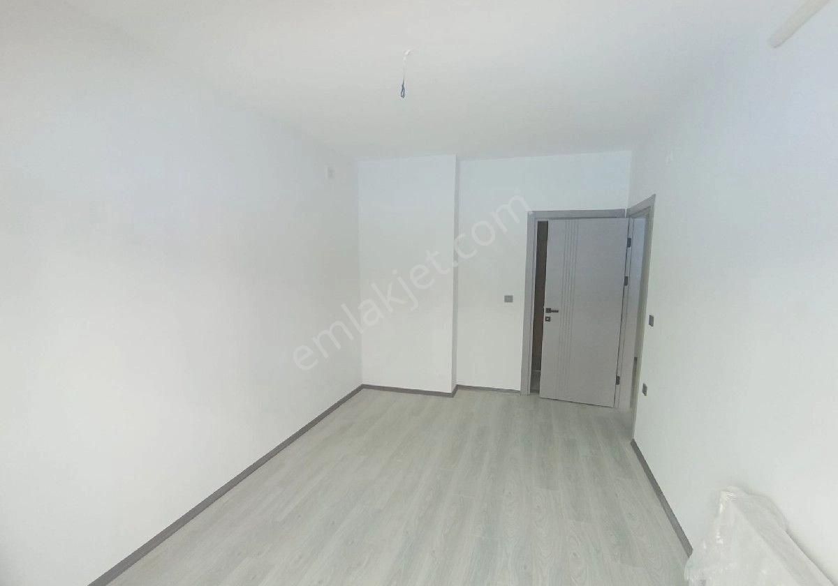 Kuşadası Ege Mahallesi Satılık 3+1 Bahçe Dubleksi Daire - Görsel 15