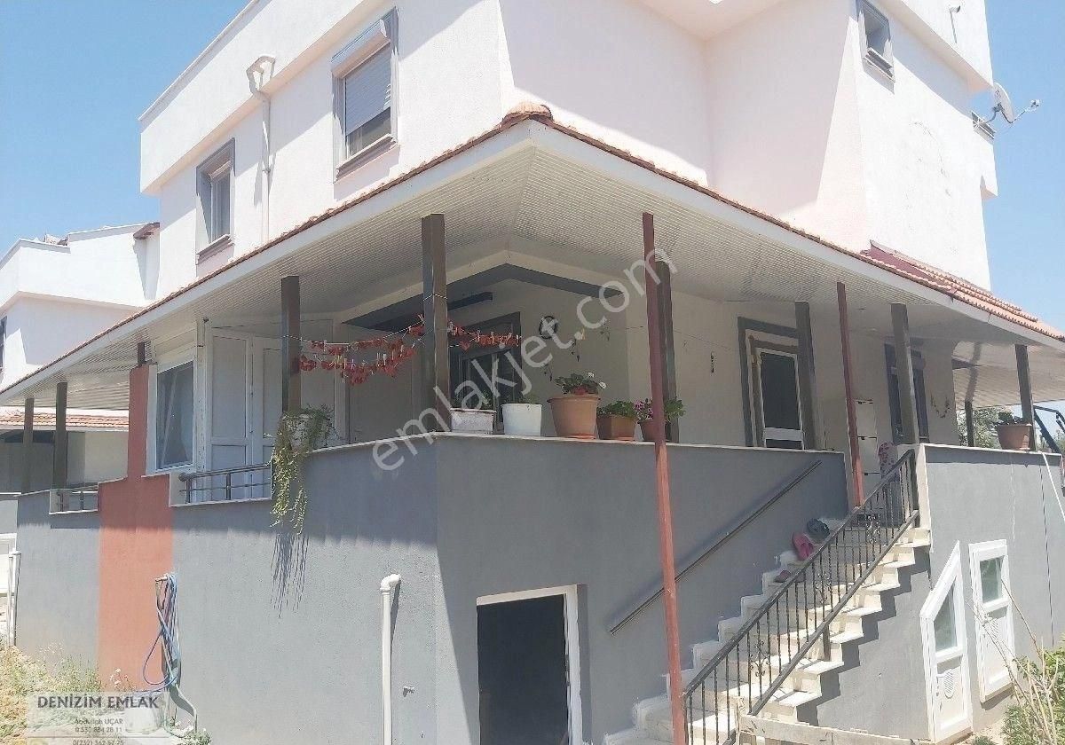 Dikili Çandarlı Satılık Yazlık Çandarlı Körfez Sitesi Yanında Çambaşı Sit.sinde Satılık 4+1 Süper Lüks Tripleks Villa