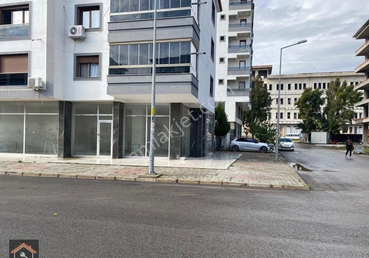 Torbalı Yemişlik Kiralık Dükkan & Mağaza Günay Emlak’tan Köşe Konumlu 100 M2 Kiralık Dükkan