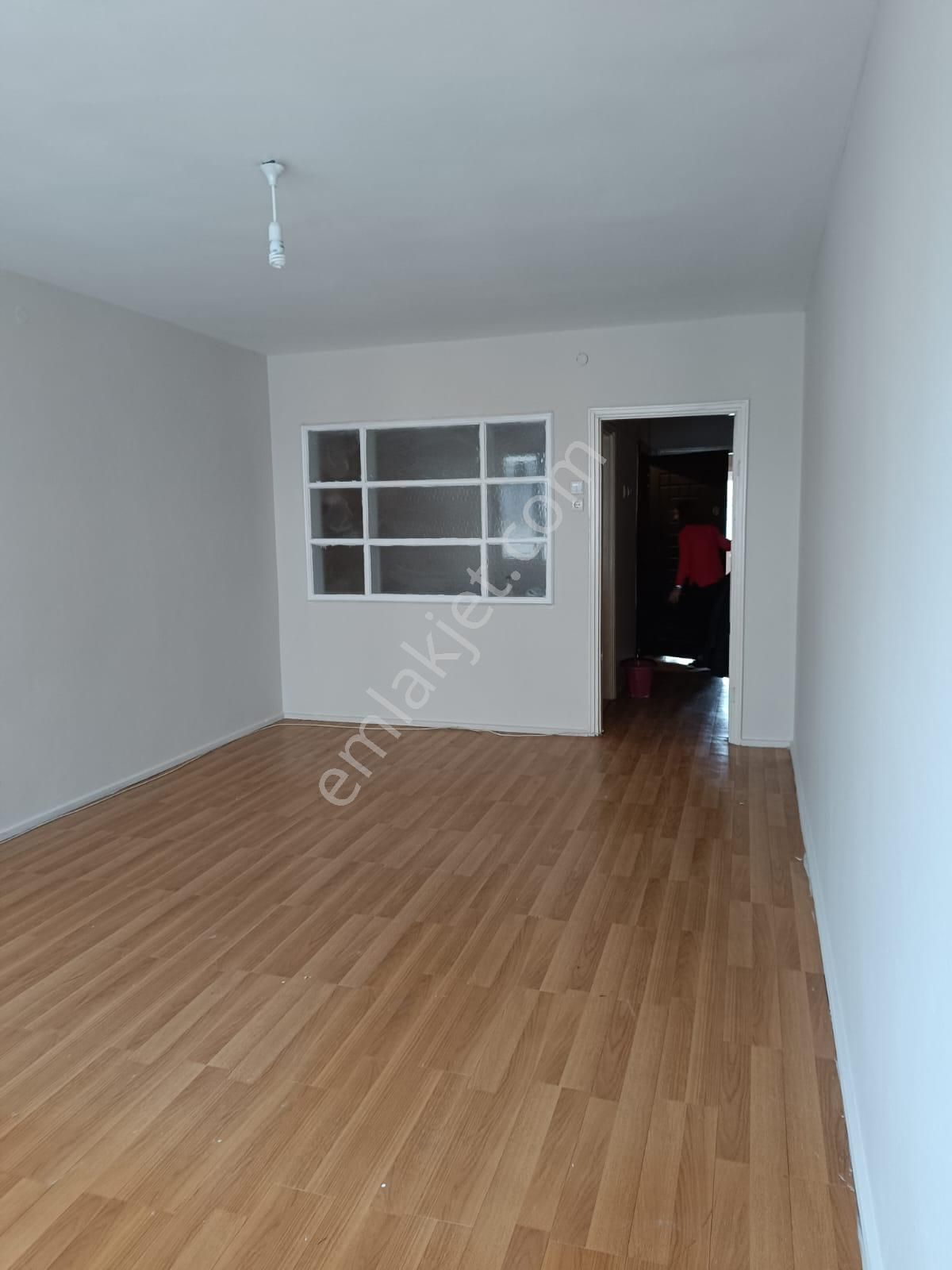 Yıldırım Kurtoğlu Kiralık Daire Bursa Namazgah Cadde Üzeri 3. Kat 100 M2 Daire Kiralık