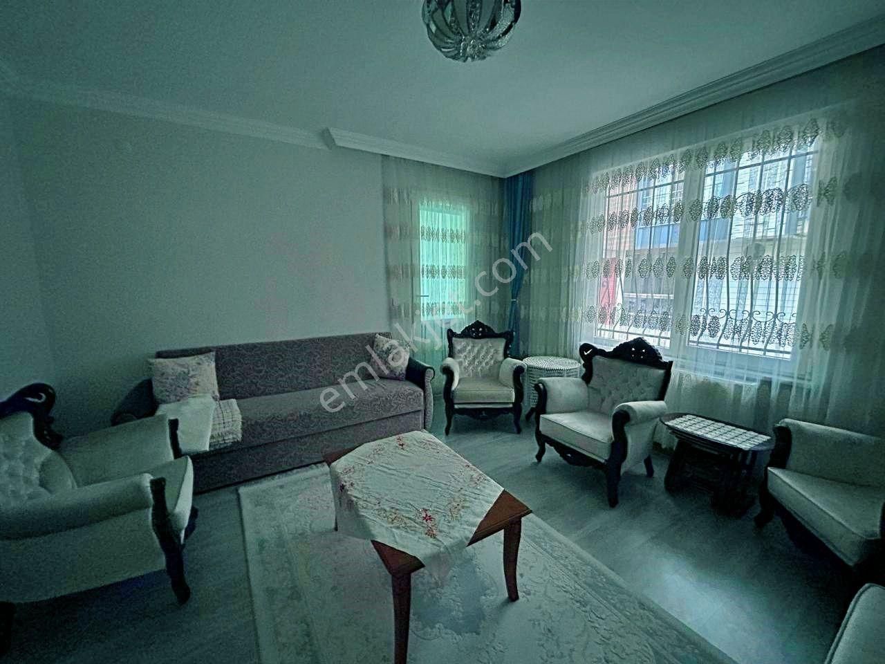 Edremit Cumhuriyet Kiralık Daire Uytundan Edremit Yeni Mahallede Full Eşyalı Doğalgazlı Geniş 2+1 Kiralık Daire