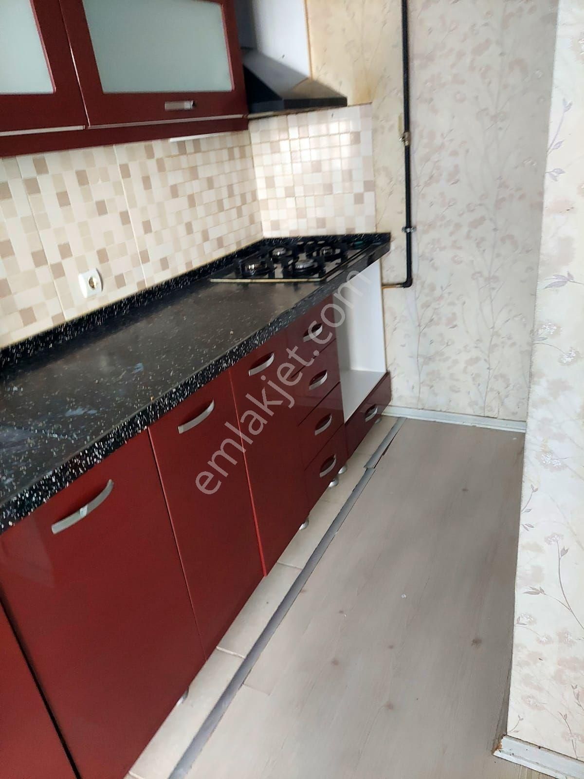 Keçiören Yükseltepe Kiralık Daire Yükseltepe Mah 3+1 Yapılı Geniş Ferah Merkezi Yerde Kot 1 De