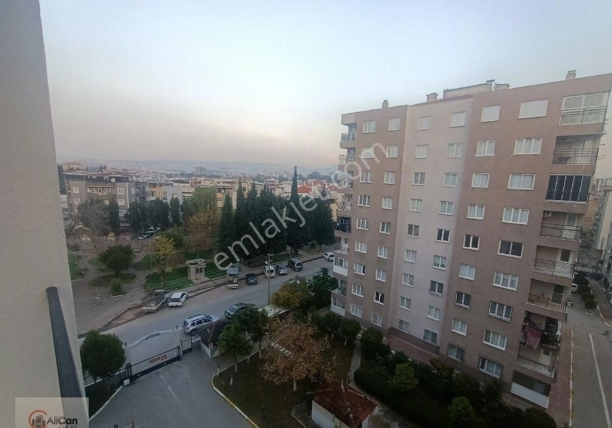 Buca Fırat Kiralık Daire Firat Mh Site İçersinde 3+1 Kiralik Asansorlu Daire