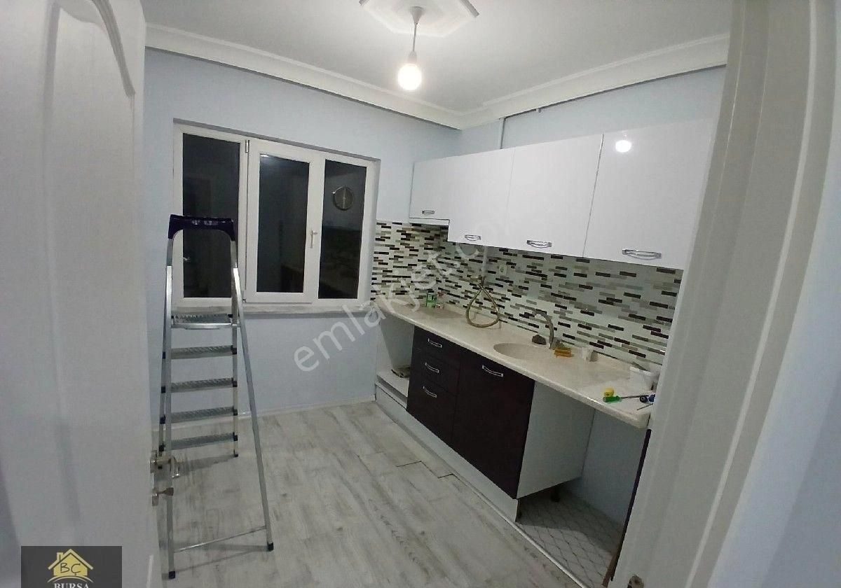 Yıldırım Şükraniye Kiralık Daire Bursa Yıldırım Davutdede De Arakat Kombili 2+1 Bakımlı Daire