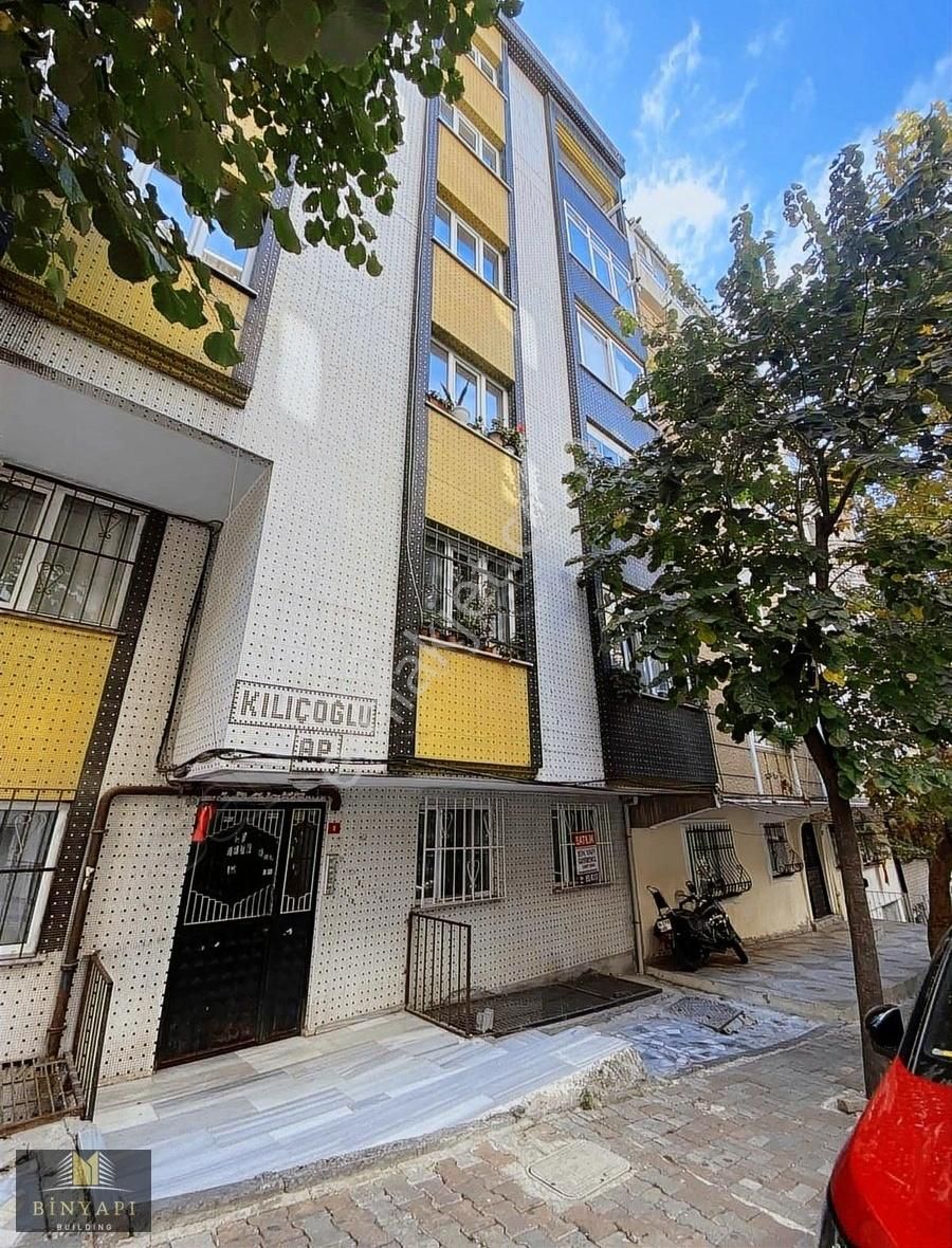 Bahçelievler Cumhuriyet Kiralık Daire Yeni Binada Kısmı Eşyalı 2+1 Düz Giriş Temiz Kullanışlı Kiralık