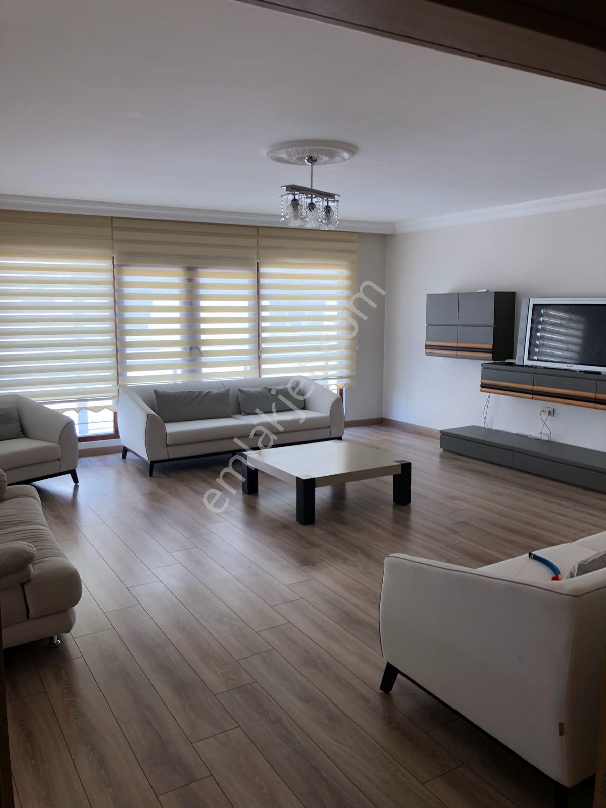 Selen Emlaktan Yalıncakta Kiralık Eşyalı Daire - Görsel 15