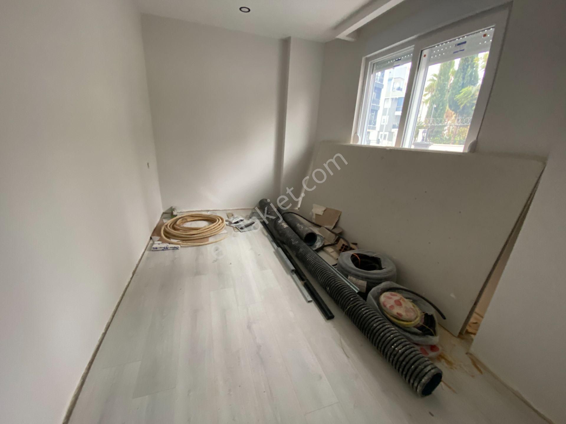 Tramvay Yakını Kullanışlı Yüksek Giriş - Görsel 12