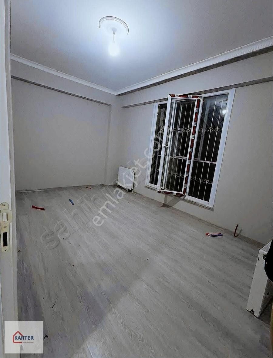 Başakşehir Güvercintepe Satılık Daire Satılık 1 + 1 Bahçe Katı Camları Açık