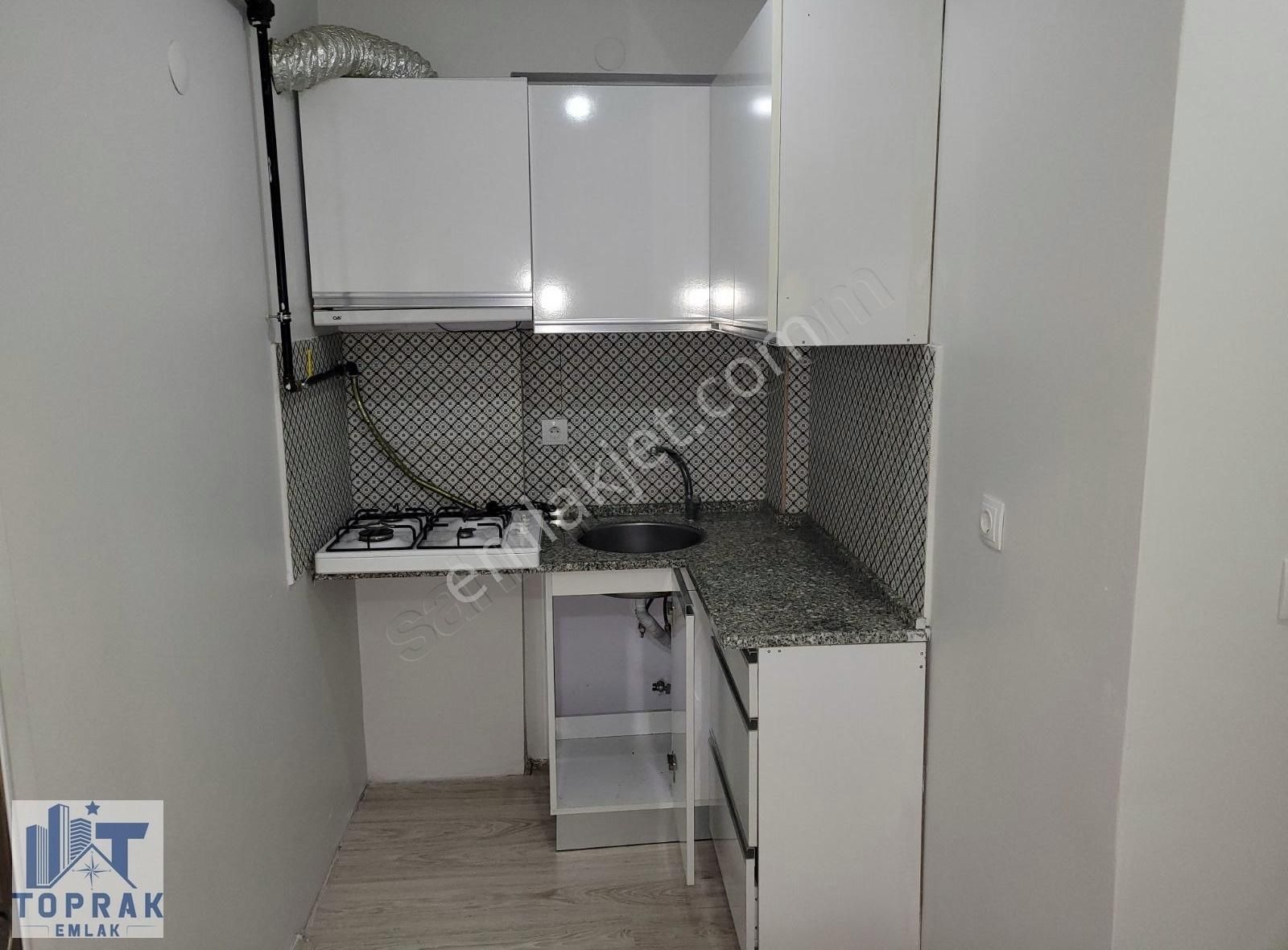 Tepebaşı Şirintepe Kiralık Daire Toprak Emlaktan Şirintepe Mah.de Ümit Hastane Yakını Kiralık 1+1