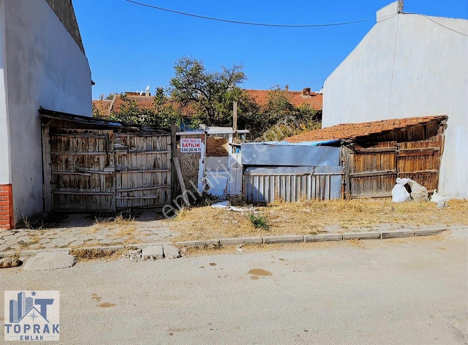 Tepebaşı Yeşiltepe Satılık Konut İmarlı Toprak Emlaktan Yeşiltepe Mah. De Satılık Arsa