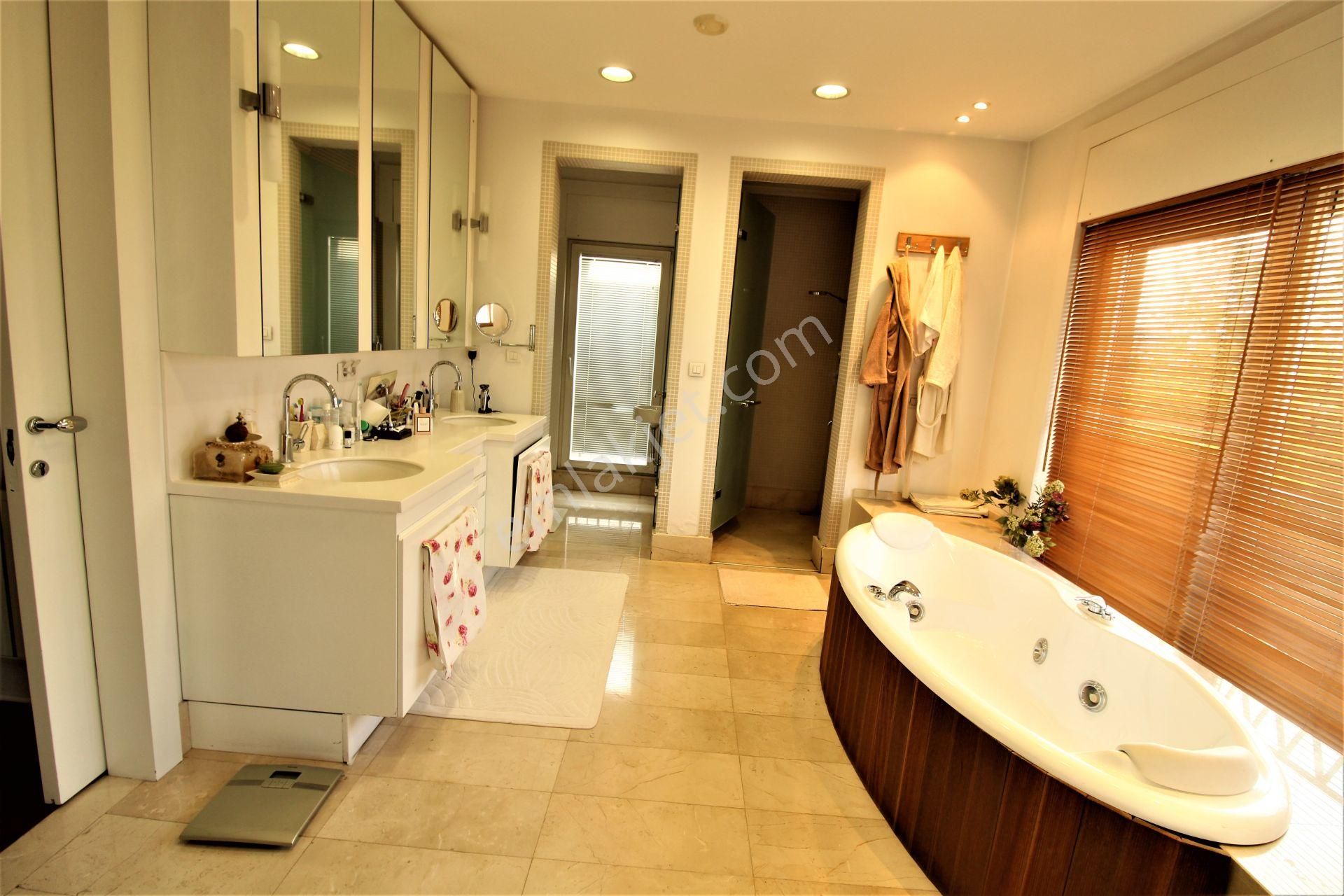 Mesa Kiralık Mobilyalı Villa 8+21200m2 Mesa Koru Çankaya Ankara - Görsel 22