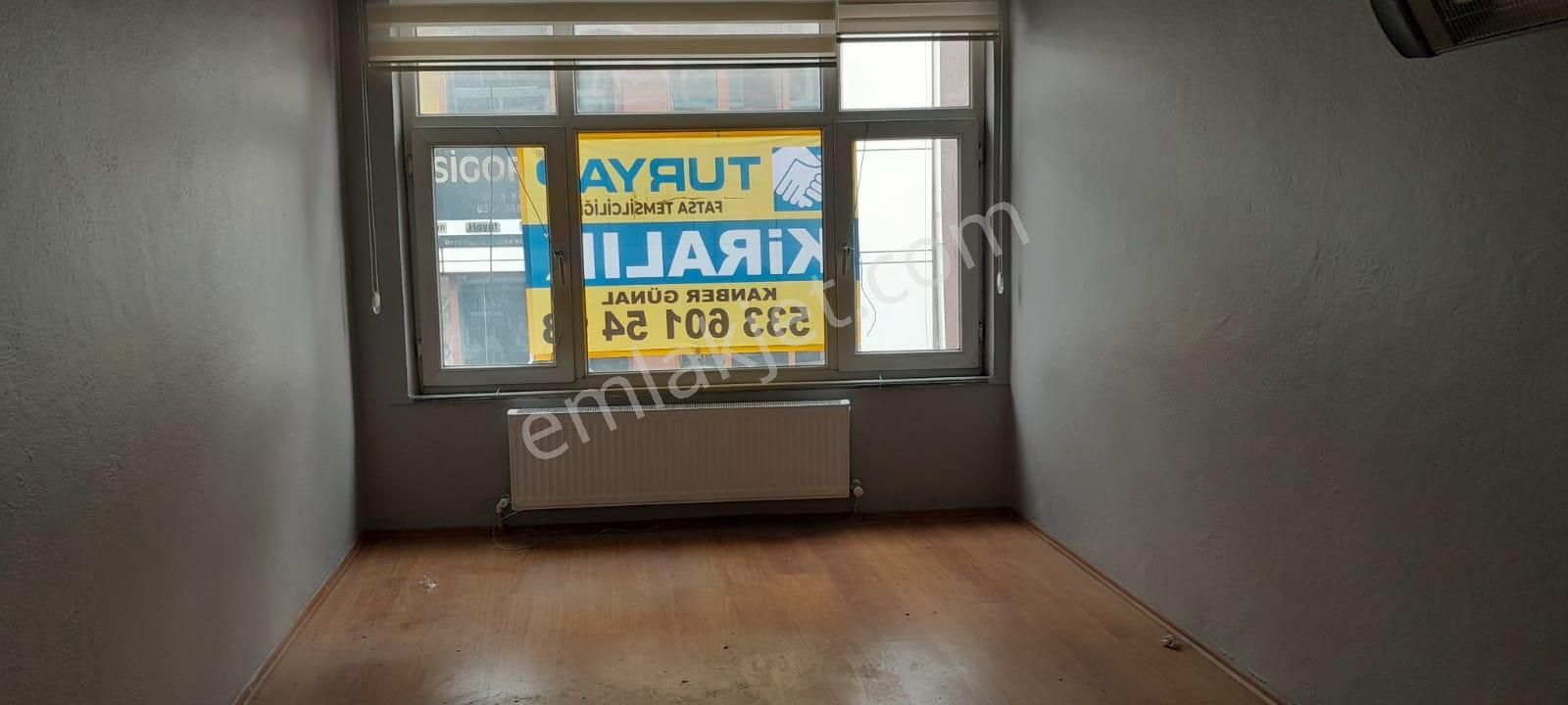 Fatsa Sakarya Kiralık Büro Turyap Fatsa 'dan Şehir Merkezinde Kiralık Ofis