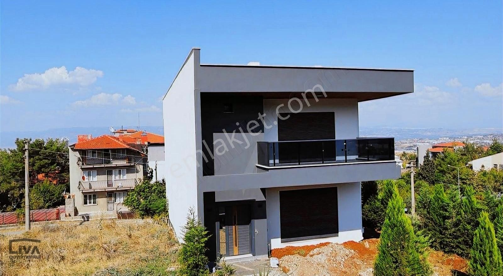 Merkezefendi Şemikler Satılık Villa Liva Gayrimenkulden Şemiklerde Cinkaya Bulvarına Çok Yakın Villa