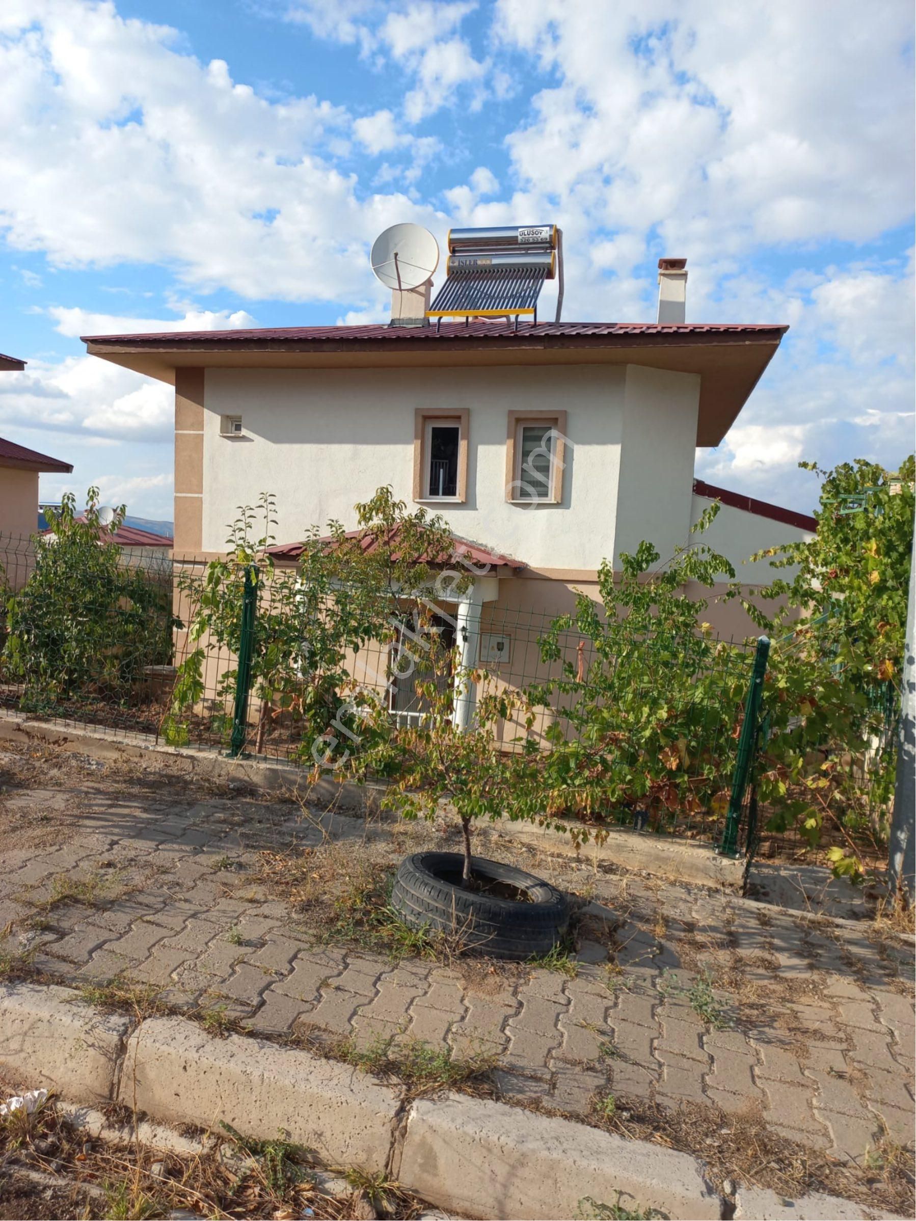 Bünyan Büyüktuzhisar Satılık Villa Büyüktuzhisar Da Harika Villa