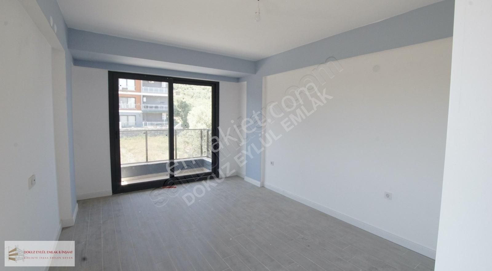 Dikili Gazipaşa Mah. Doğal Gazlı Alttan Isıtmalı Triplex Villa - Görsel 7