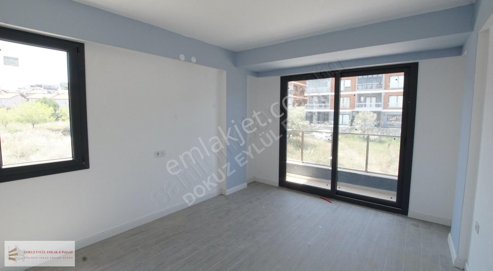 Dikili Gazipaşa Mah. Doğal Gazlı Alttan Isıtmalı Triplex Villa - Görsel 19