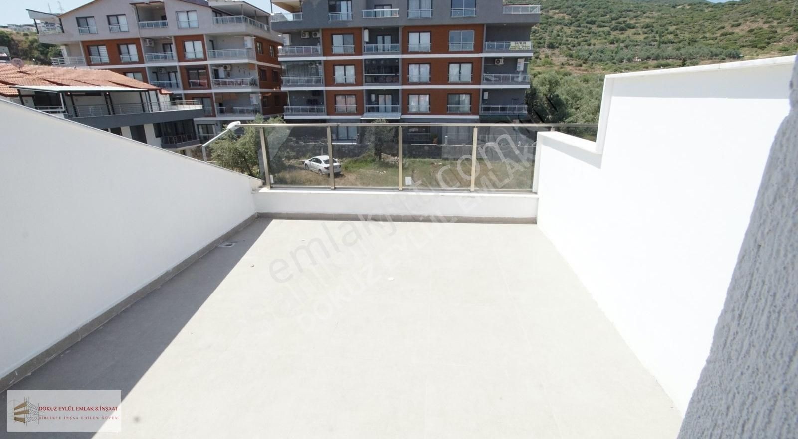 Dikili Gazipaşa Mah. Doğal Gazlı Alttan Isıtmalı Triplex Villa - Görsel 9