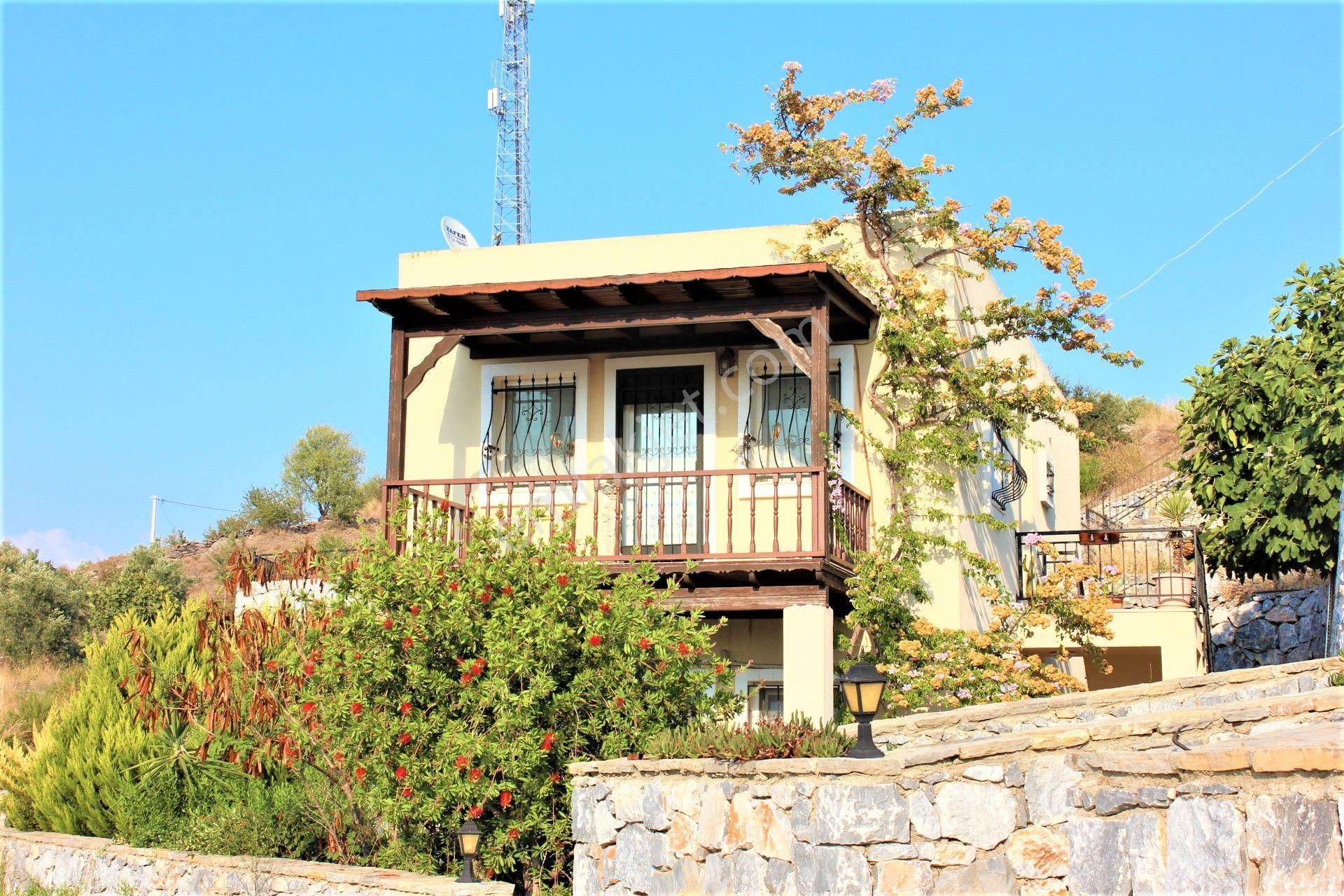 Milas Dörttepe Satılık Daire D-2672 Dörttepede Havuzlu Site İçinde 2+1 Daire