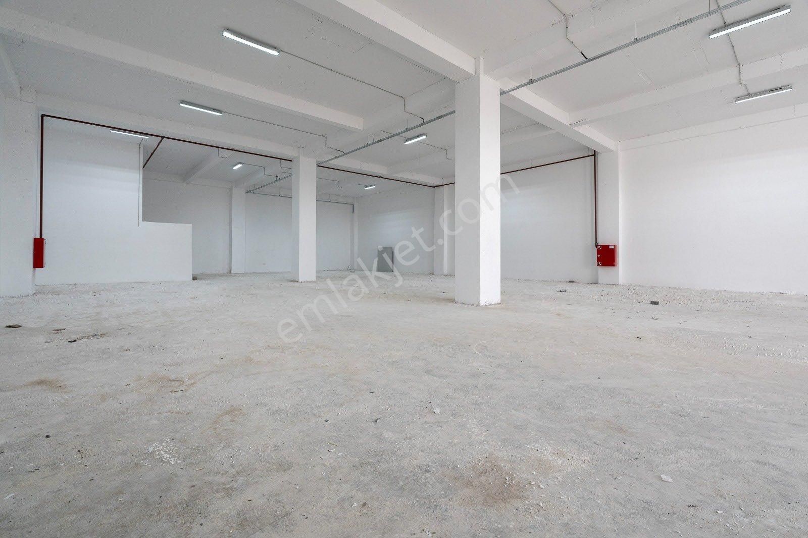 Roma' Dan Kiralık Fabrika - Görsel 18