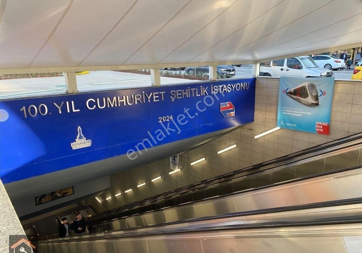 Narlıdere Çatalkaya Satılık Daire Günay Emlak’tan İzmir Narlıderede Çatalkaya Mah Metro Çıkışında Arakat Satılık 3+1 155 M2 Köşe Daire